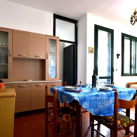 Hébergement de vacances Pt56 Per 6 Pax Aria Torre dell'Orso